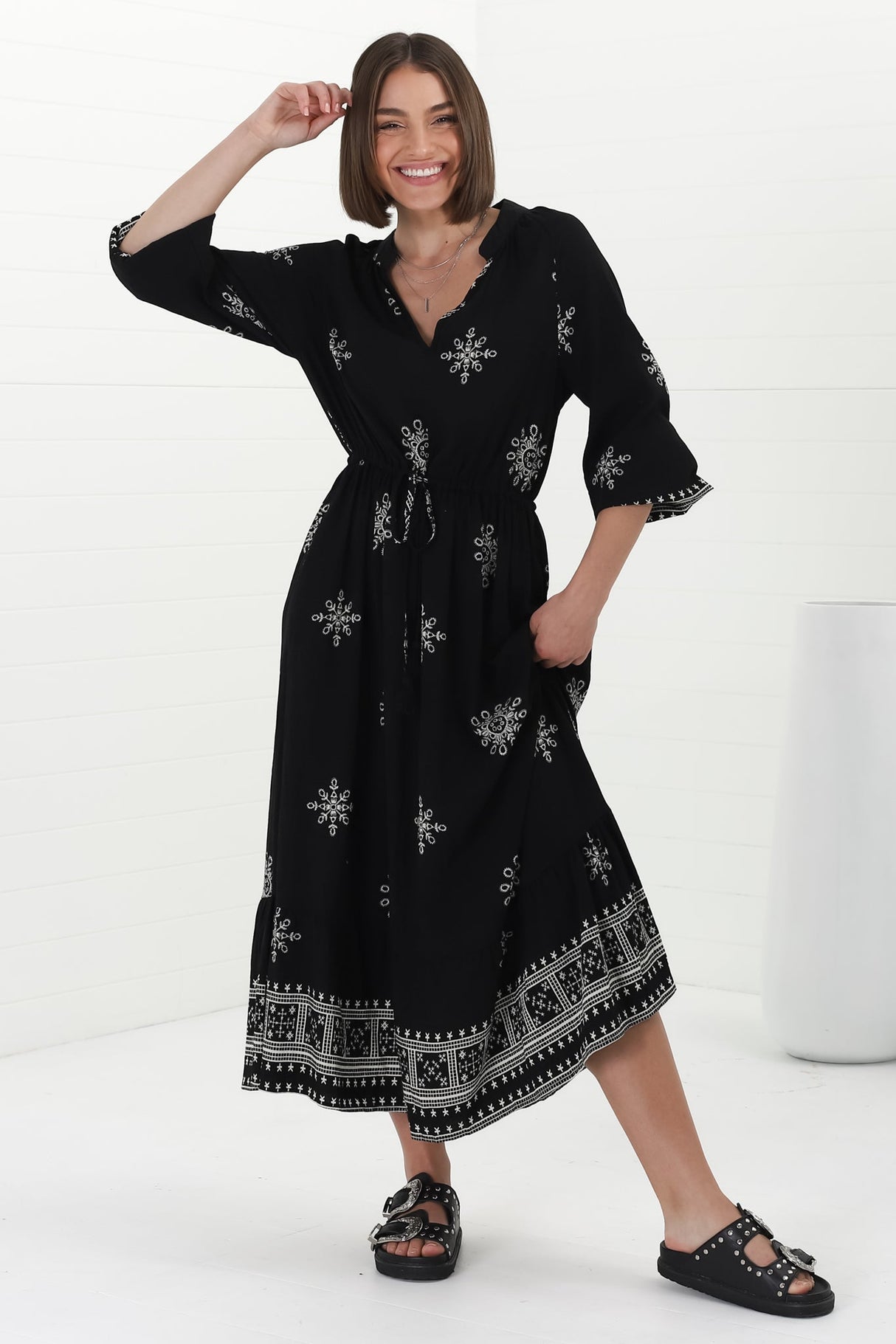 Sullivan Midi Dress - Mandarin Collar 3/4 Sleeve Dress with Pull Tie Waist in Lula Print Black