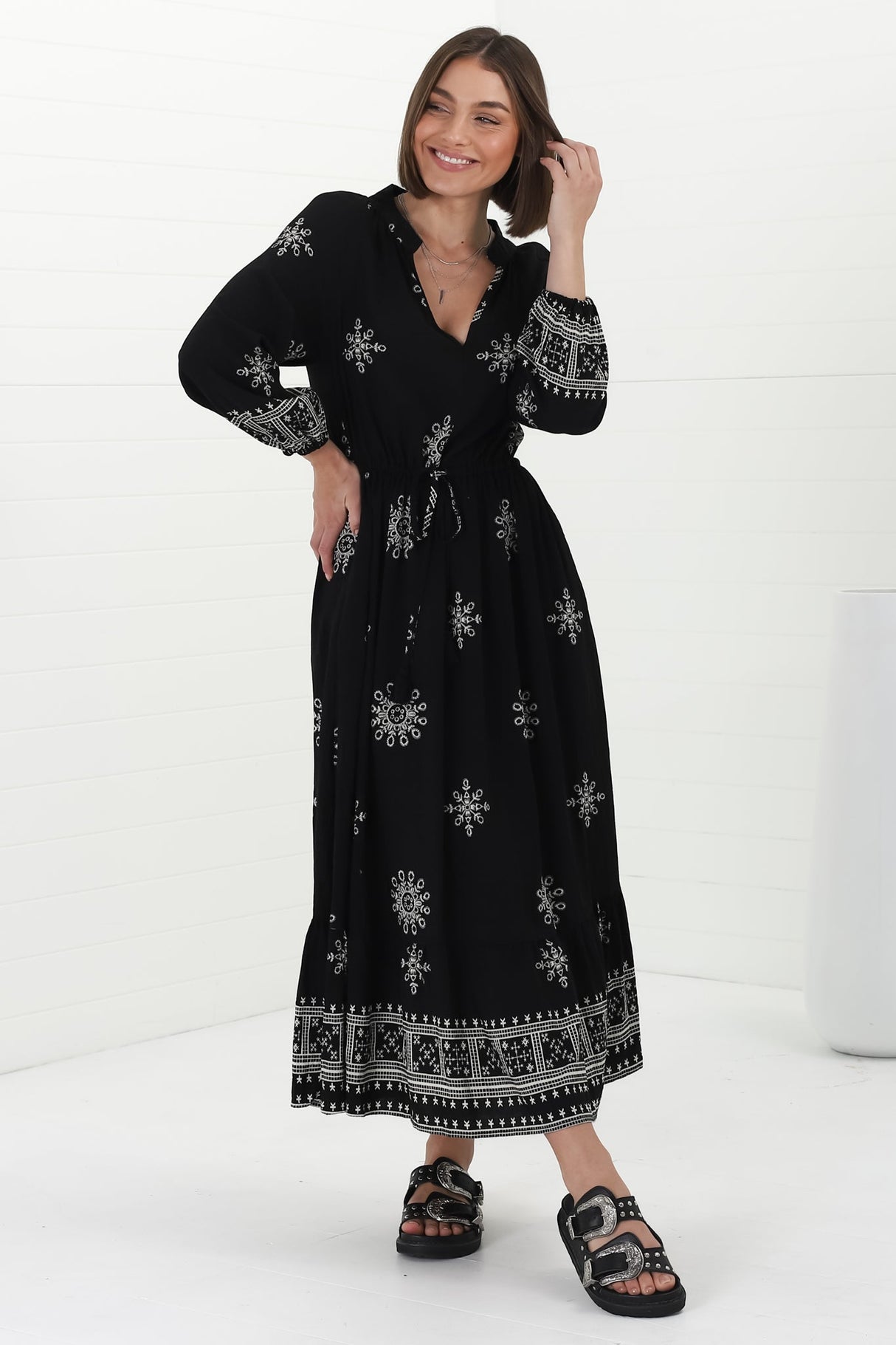 Sullivan Midi Dress - Mandarin Collar 3/4 Sleeve Dress with Pull Tie Waist in Lula Print Black