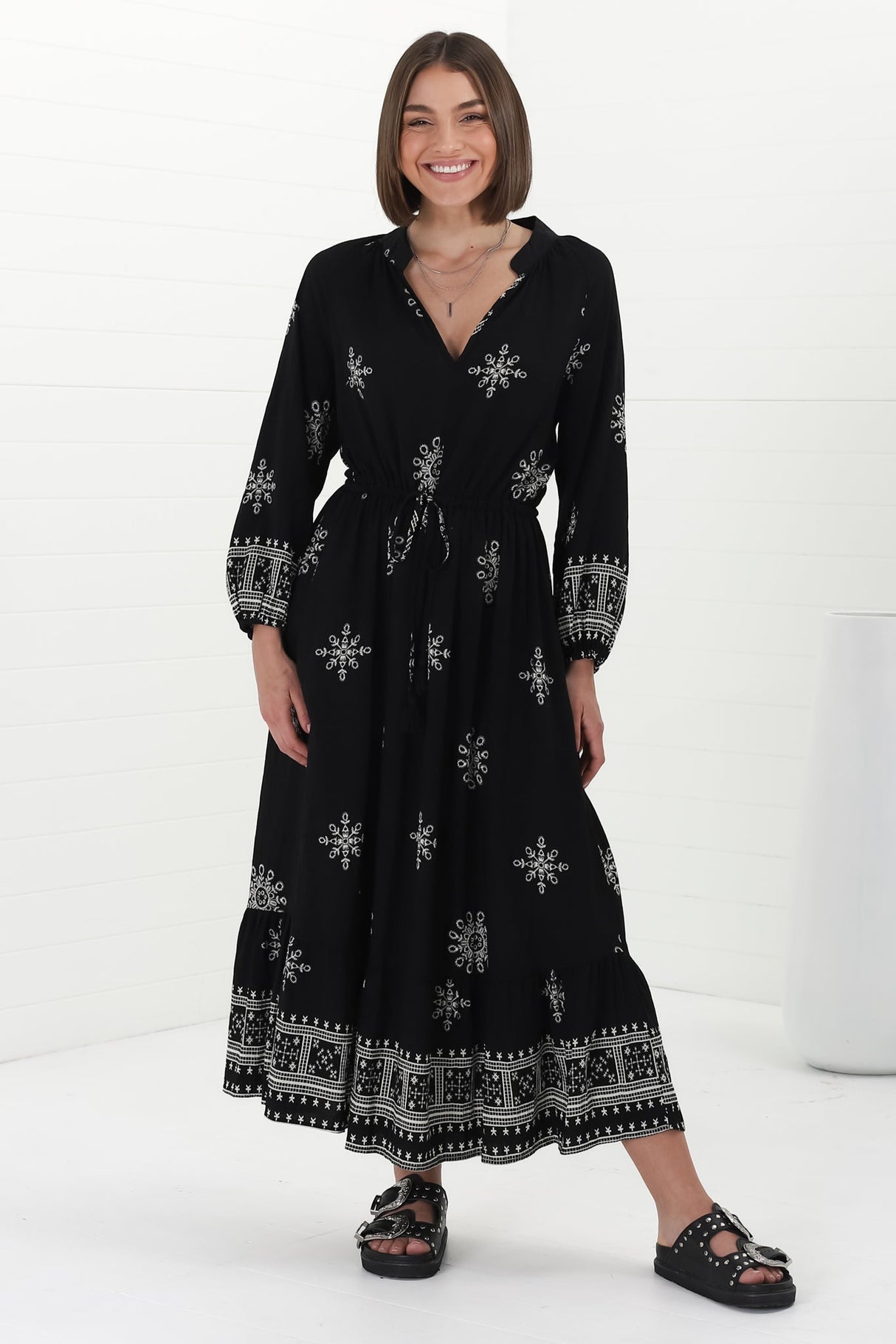 Sullivan Midi Dress - Mandarin Collar 3/4 Sleeve Dress with Pull Tie Waist in Lula Print Black