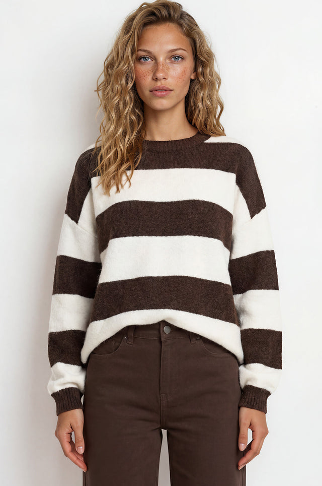 Model wearingSumner Jumper in Chocolate/White from Salty Crush