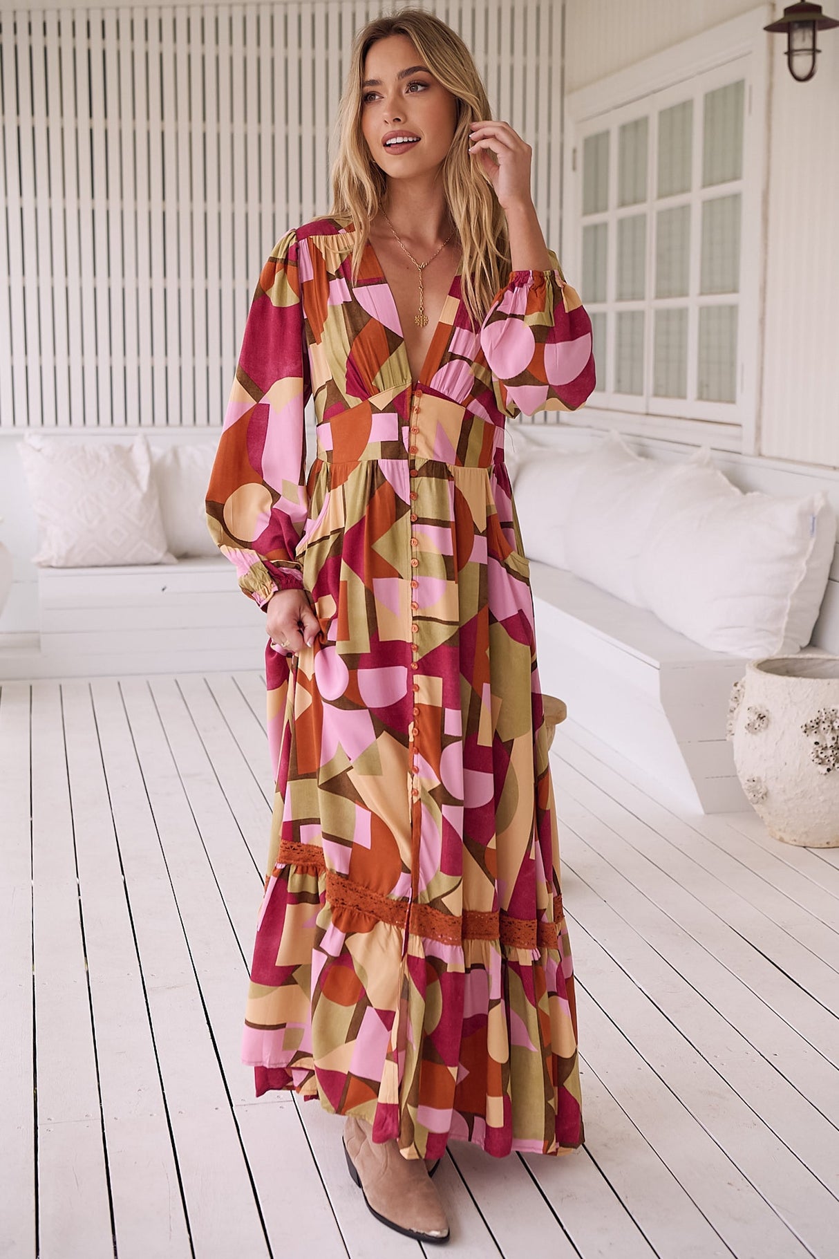 JAASE - Tabitha Maxi Dress: A Line Long Sleeve Dress in Freya Print