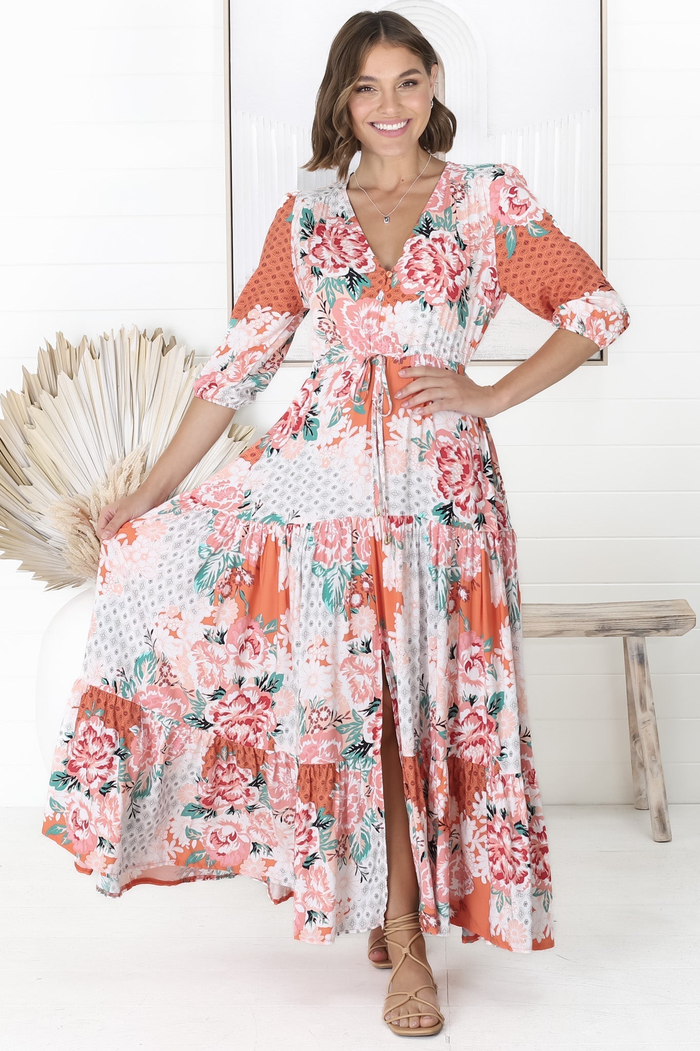 JAASE - Tessa Maxi Dress: A Line Pull Tie Waist Dress in Fleur Print