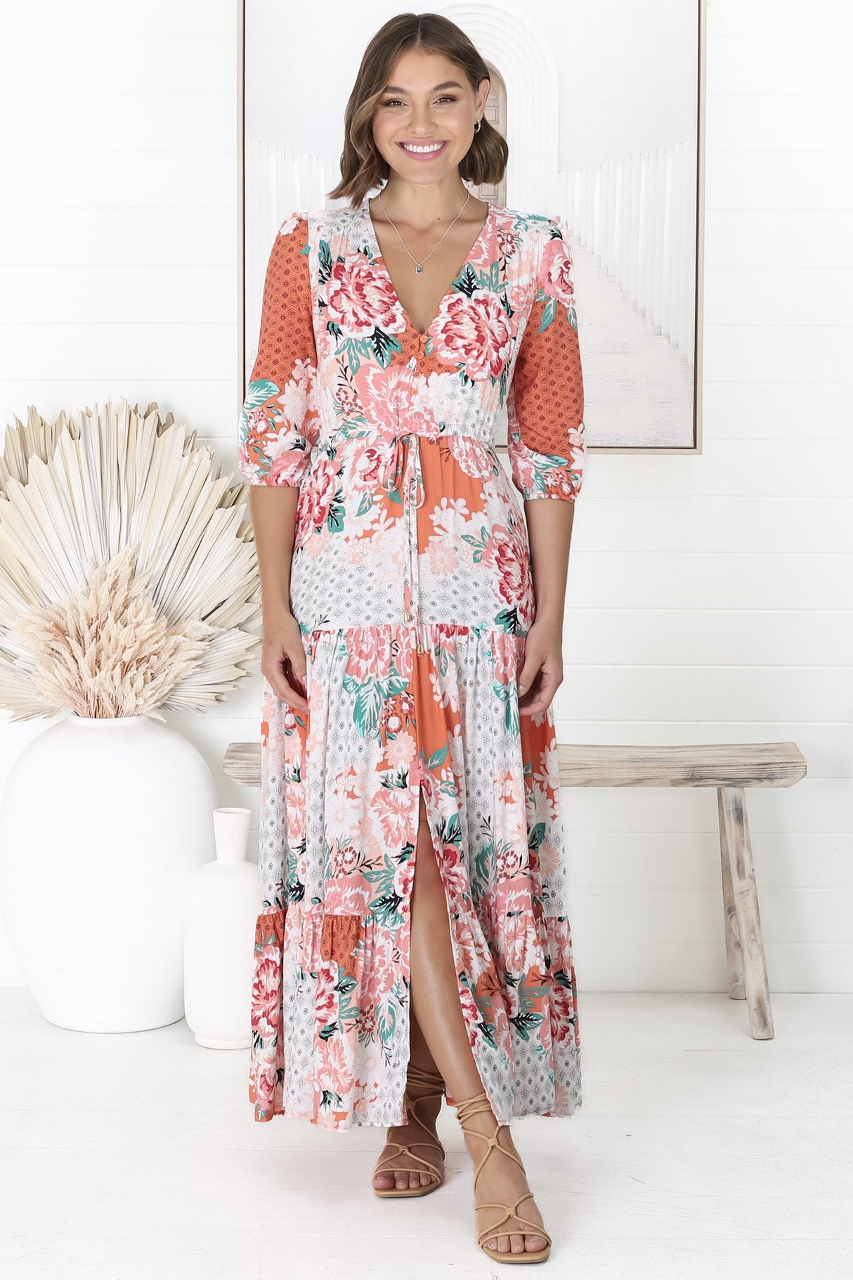 JAASE - Tessa Maxi Dress: A Line Pull Tie Waist Dress in Fleur Print