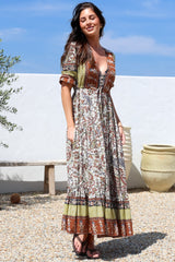 JAASE - Tessa Maxi Dress: A Line Pull Tie Waist Dress in Oakie Print