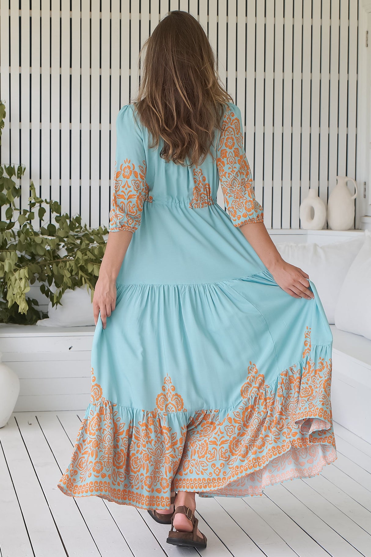 JAASE - Tessa Maxi Dress: A Line Pull Tie Waist Dress in Arabian Nights Print