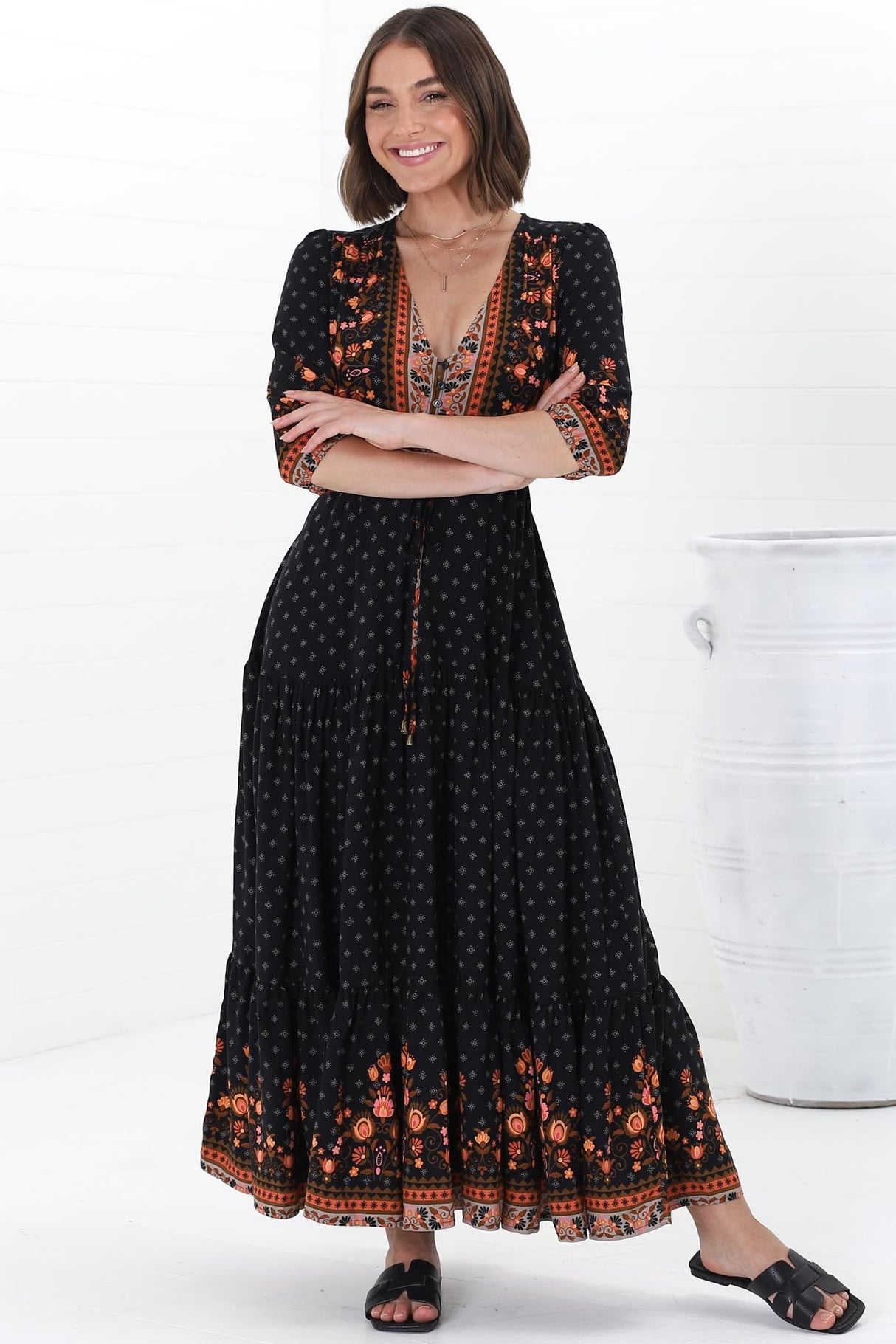 JAASE - Tessa Maxi Dress: A Line Pull Tie Waist Dress in Emmery Print