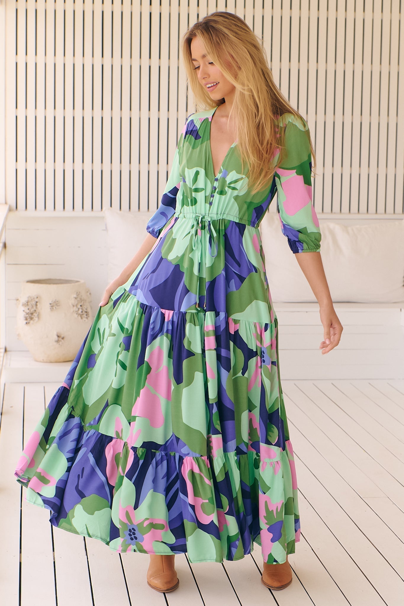 JAASE - Tessa Maxi Dress: A Line Pull Tie Waist Dress in Kalm Print