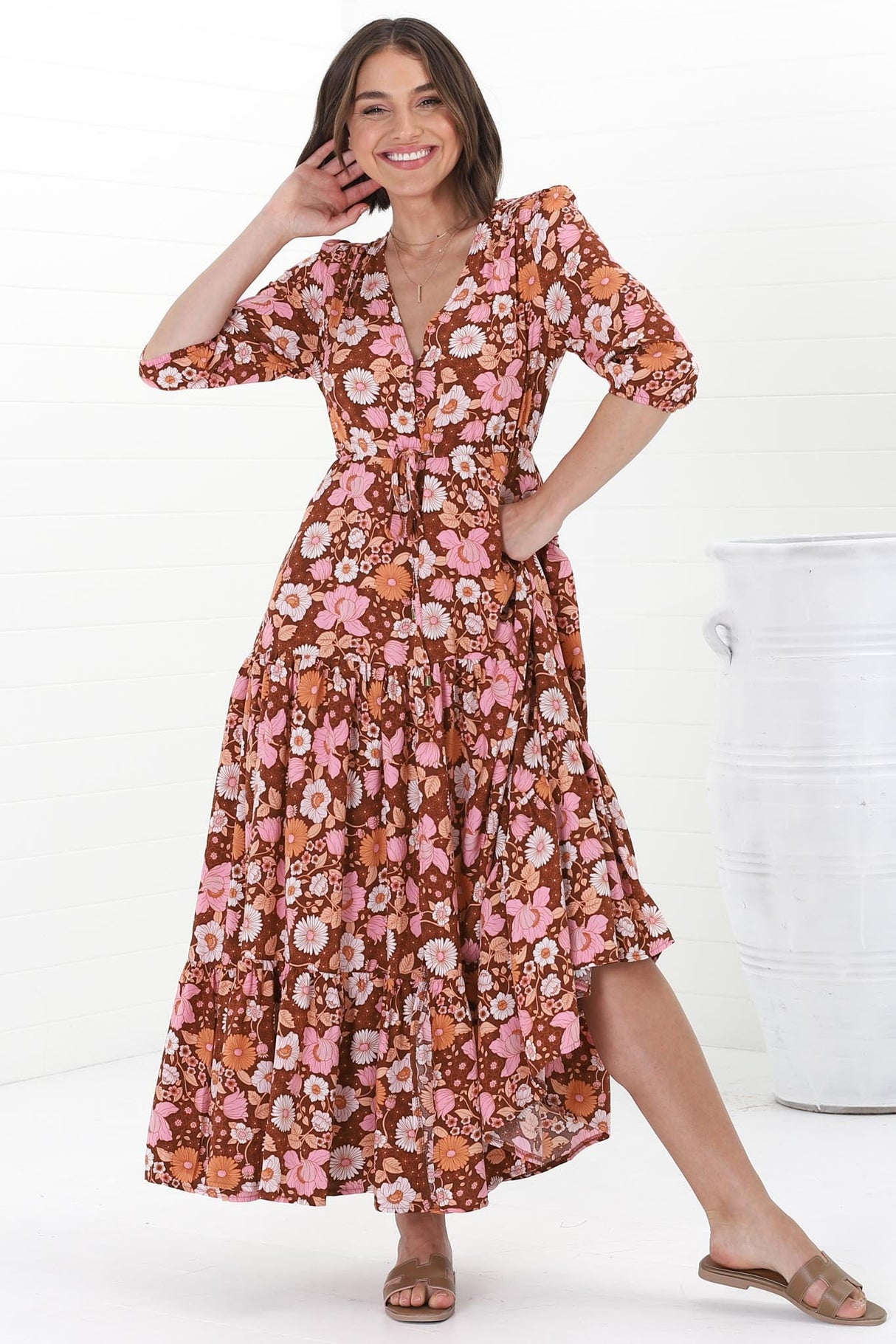 JAASE - Tessa Maxi Dress: A Line Pull Tie Waist Dress in Pixie Print