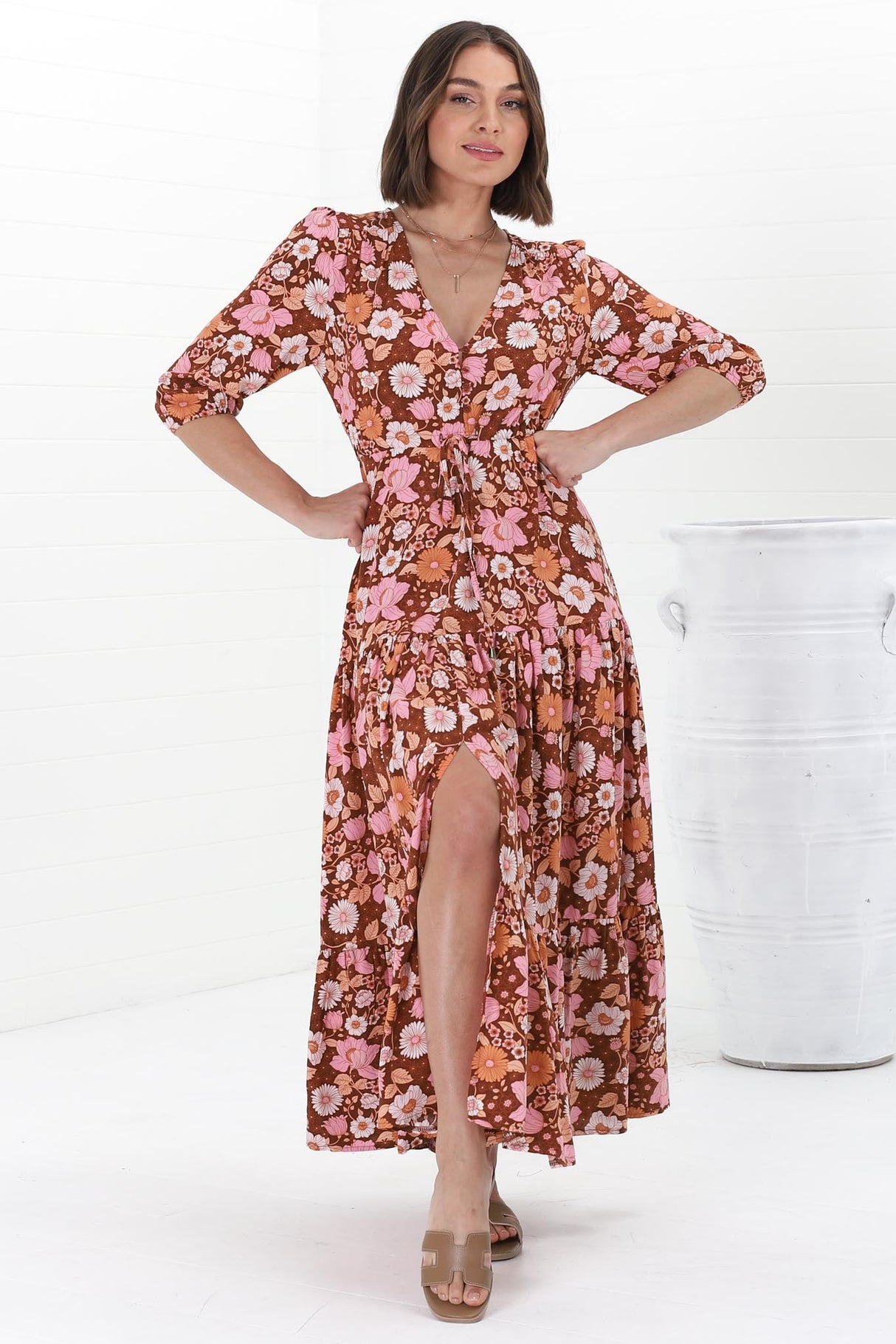 JAASE - Tessa Maxi Dress: A Line Pull Tie Waist Dress in Pixie Print