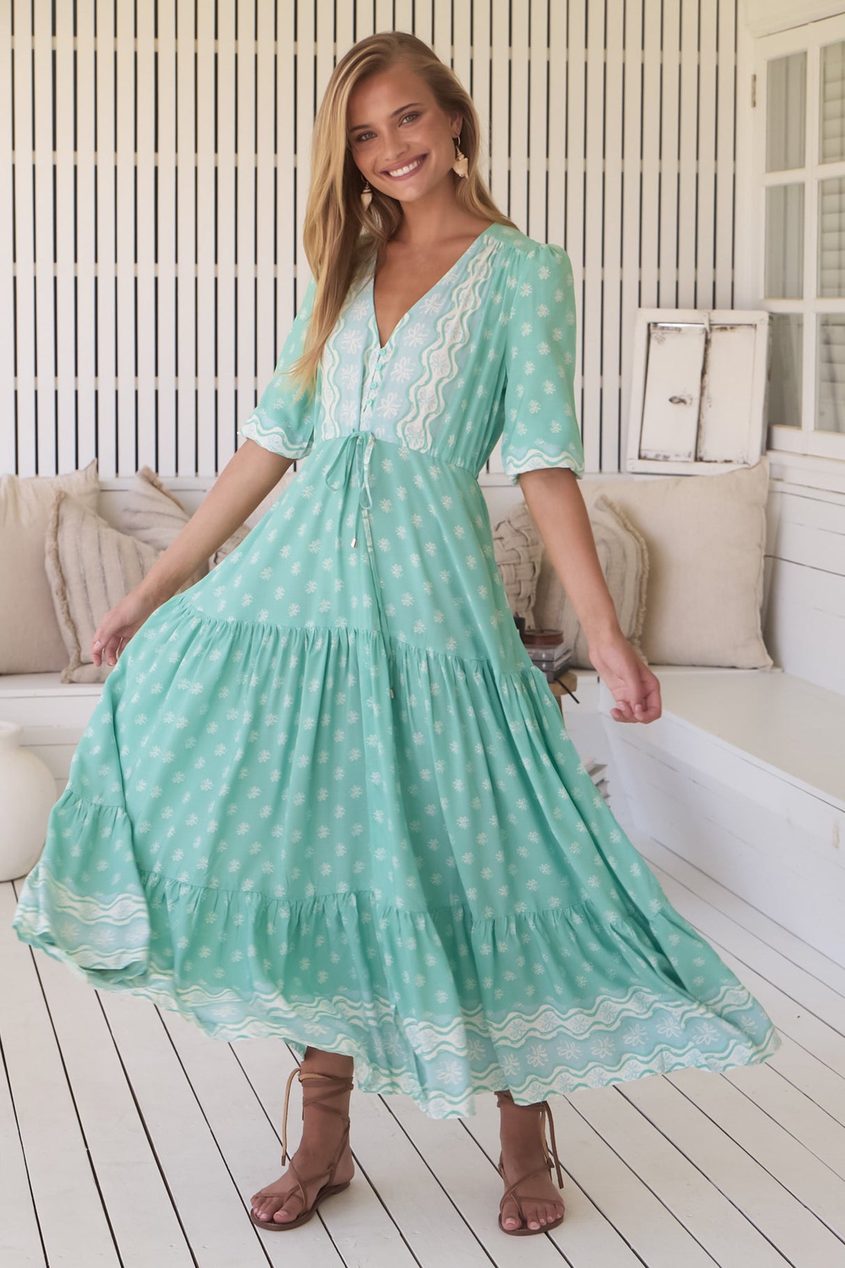 JAASE - Tessa Maxi Dress: A Line Pull Tie Waist Dress in Sea Foam Print