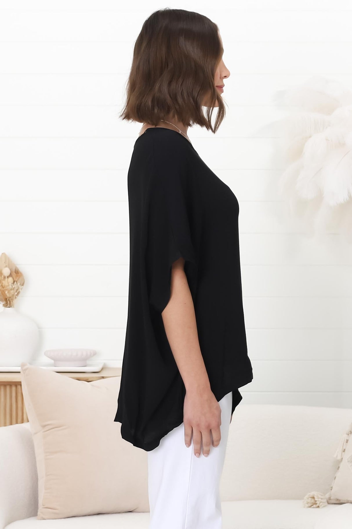 Lurye Top - Round Neckline with Bat Sleeves in Black