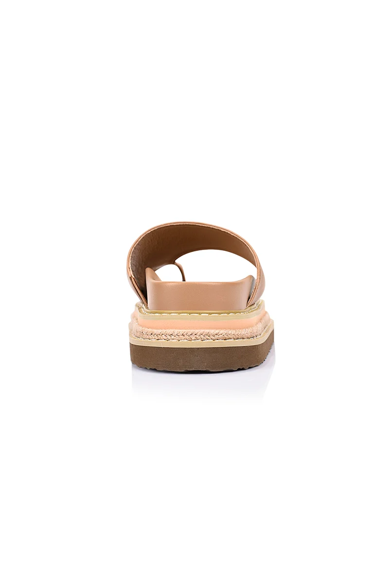 Thor Flatform Thongs in Biscuit