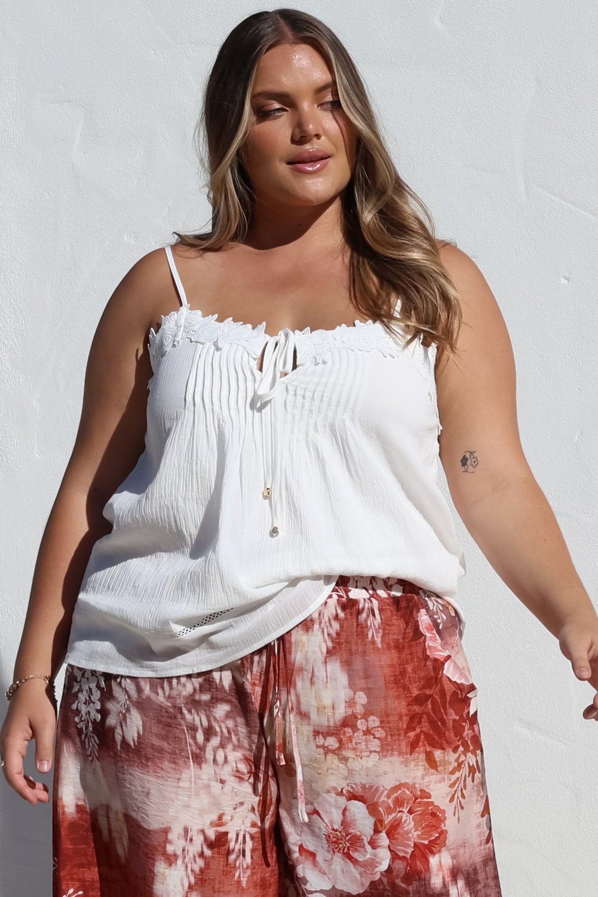 Tilly Top - Lace Sweetheart Neckline Cami with Adjustable Straps in White