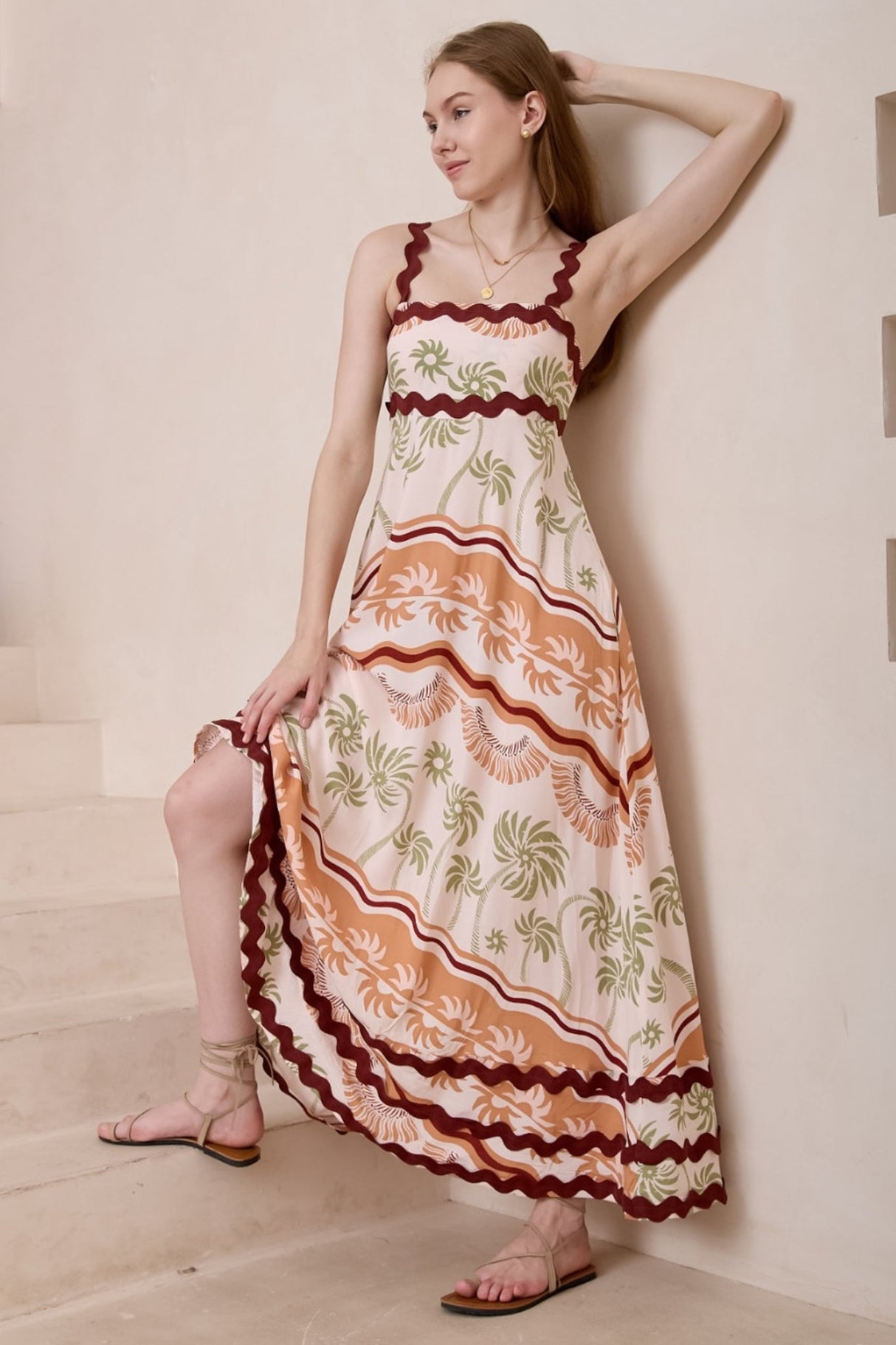 Tina Maxi Dress - Milk Maid Neckline A-Line Dress with Wave Splicing in Amery Print