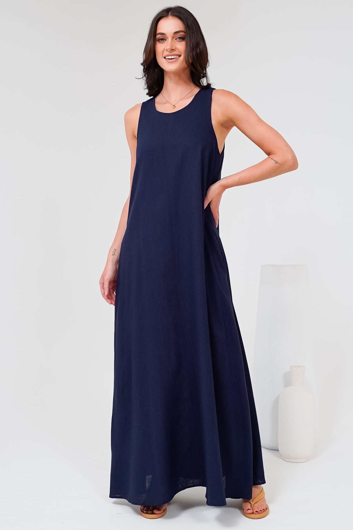 Tineshe Maxi Dress - Crew Neck Streamlined Sleeveless Dress with Pockets in Navy