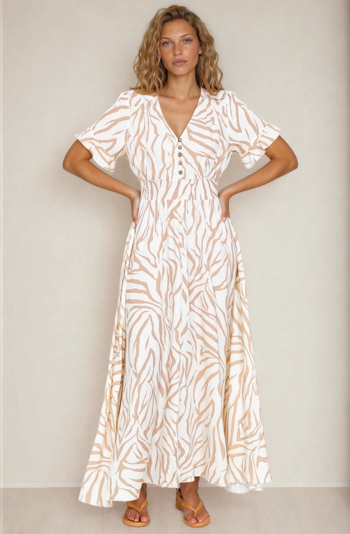 Tonia Maxi Dress - Short Sleeve V-Neck A-Line Dress in Cady Print Beige