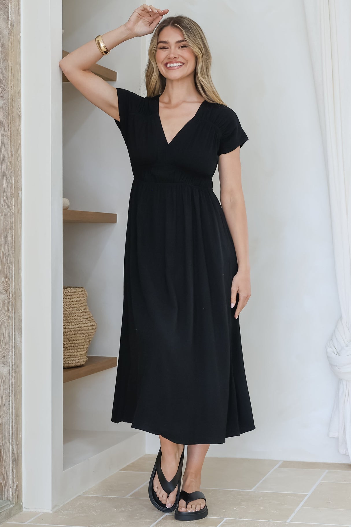 Torin Midi Dress - Gathered and Piping Detailed A-Line Dress with a V-Neckline in Black