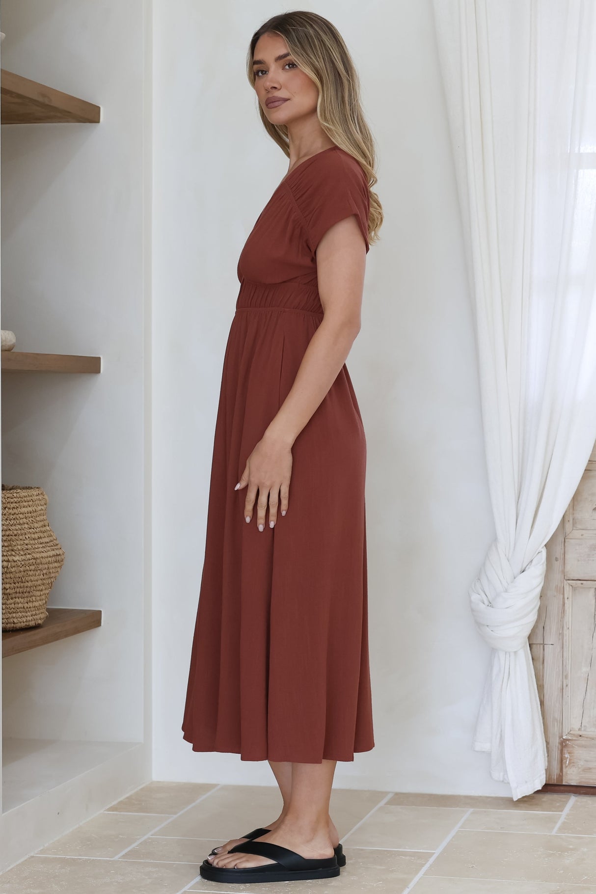 Torin Midi Dress - Gathered and Piping Detailed A-Line Dress with a V-Neckline in Rust
