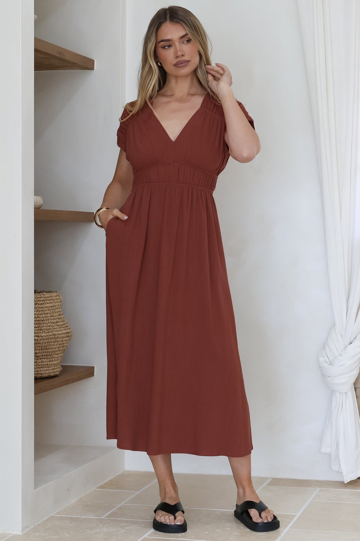Torin Midi Dress - Gathered and Piping Detailed A-Line Dress with a V-Neckline in Rust