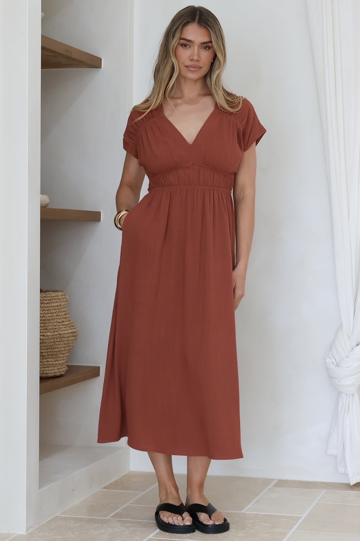 Torin Midi Dress - Gathered and Piping Detailed A-Line Dress with a V-Neckline in Rust