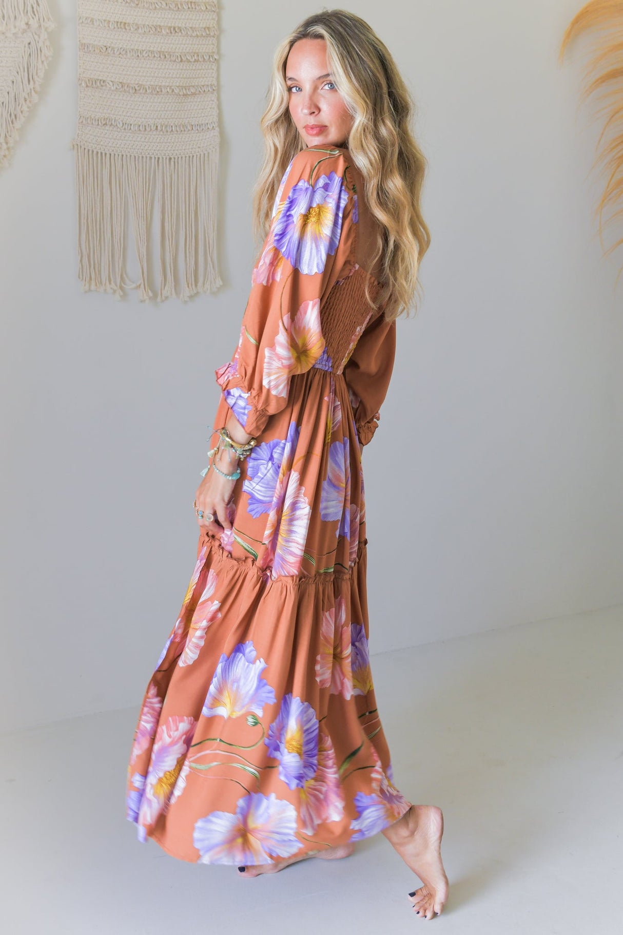 JAASE - Tulli Midi Dress: Shirred Bodice Balloon Sleeve Midi in Amara Bloom Print