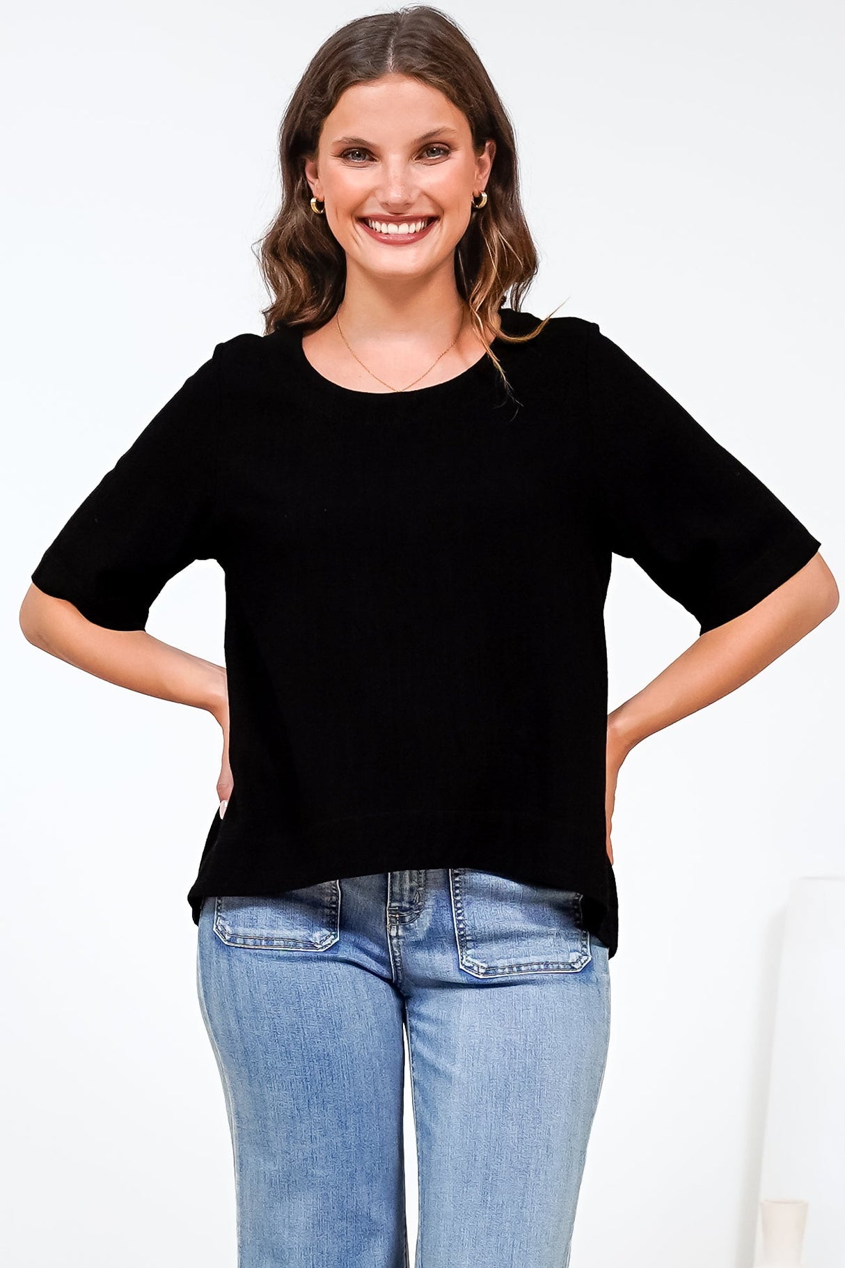 Tustin Top - Round Neck Boxy High Low Top with Short Sleeves in Black