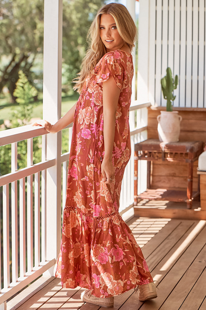 JAASE - Valerie Maxi Dress: Crochet Detail Smock Dress with Cap Sleeves in Woodstock Print