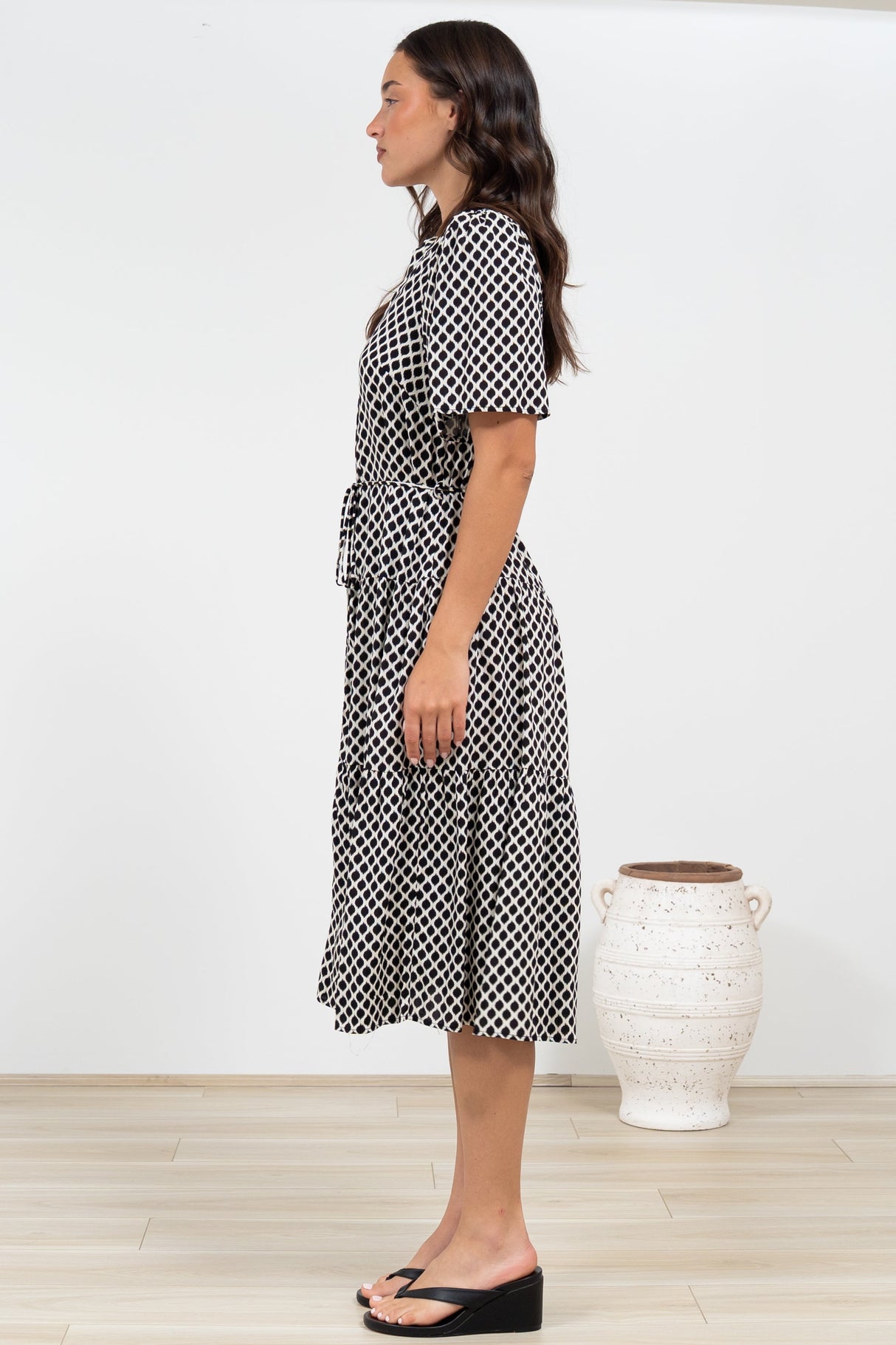 Vania Midi Dress - Tiered Buttoned Down Dress with Matching Belt in Hexy Print Black