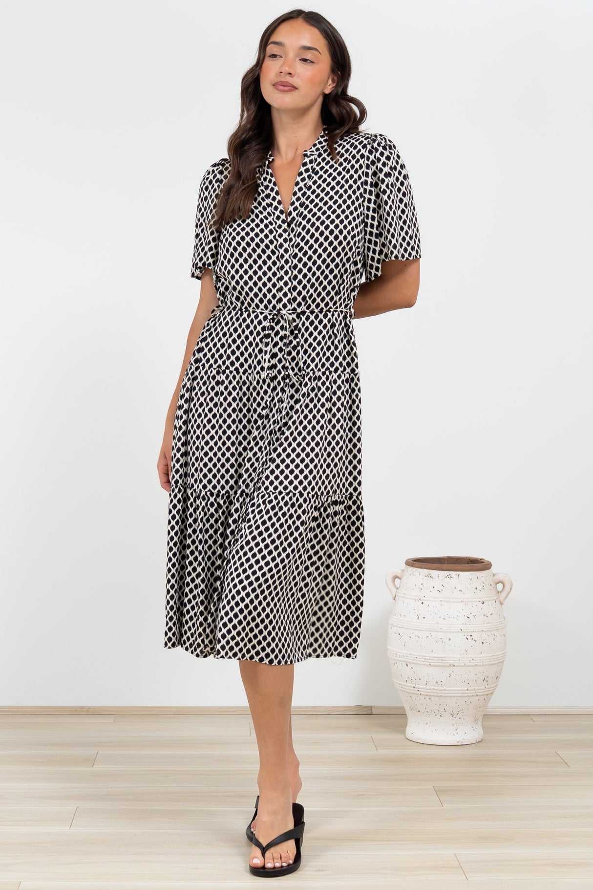 Vania Midi Dress - Tiered Buttoned Down Dress with Matching Belt in Hexy Print Black