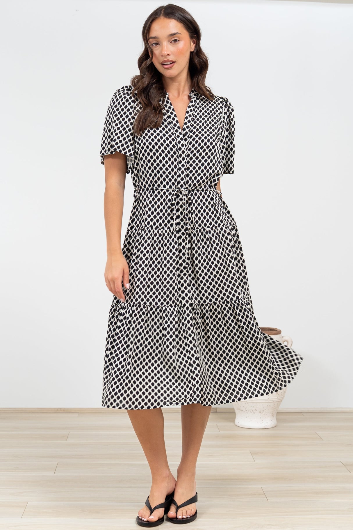 Vania Midi Dress - Tiered Buttoned Down Dress with Matching Belt in Hexy Print Black