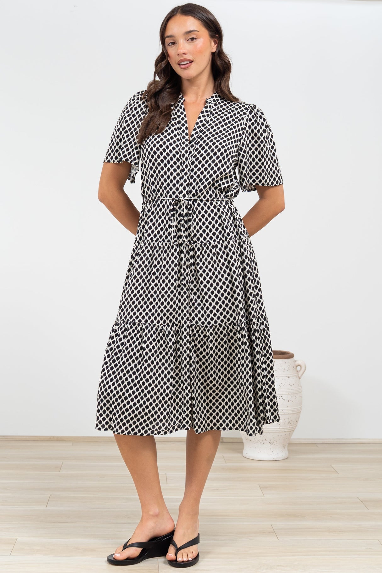 Vania Midi Dress - Tiered Buttoned Down Dress with Matching Belt in Hexy Print Black