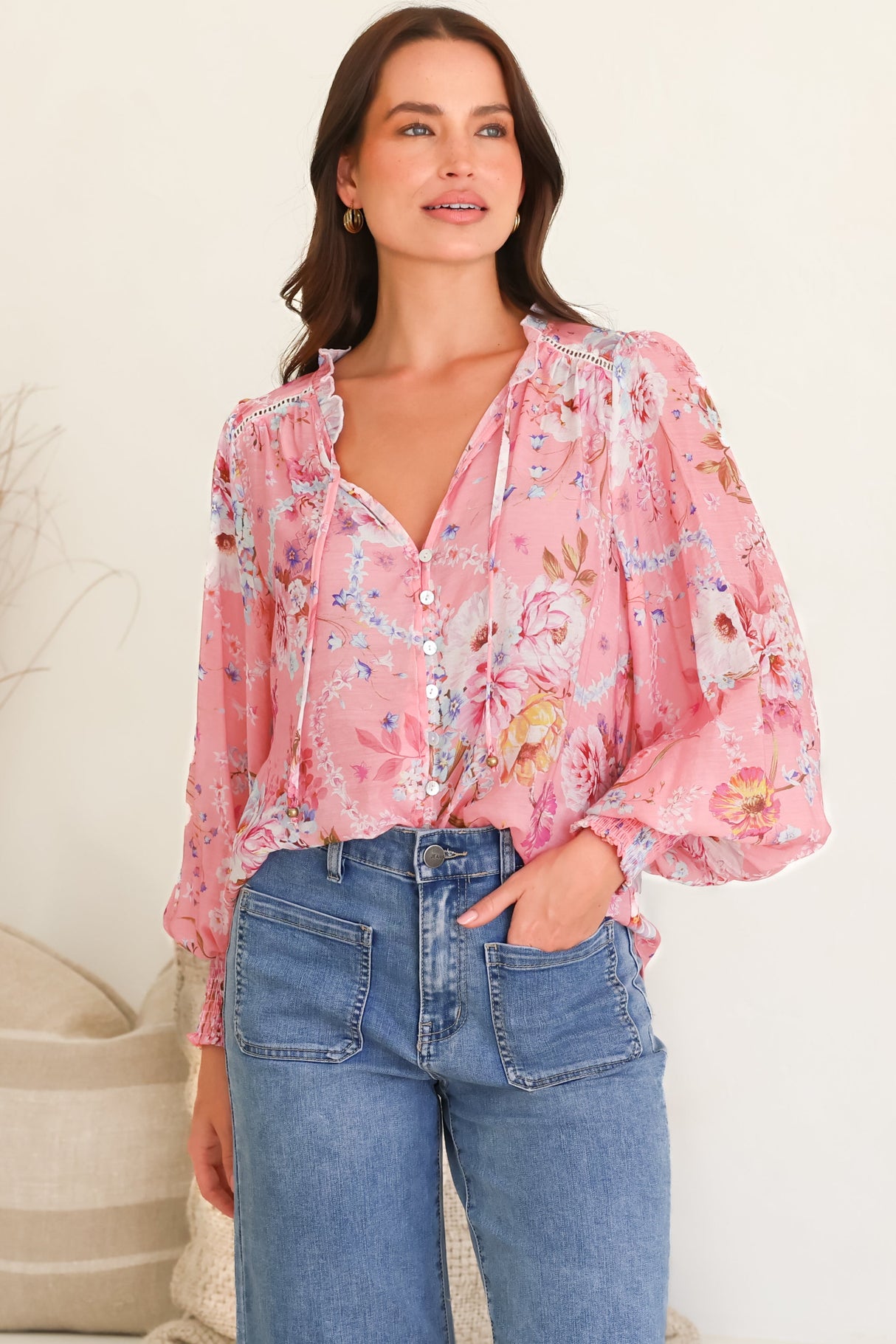 Violet Blouse - Frill Collar Button Down Balloon Sleeve Blouse In Ginnee Print