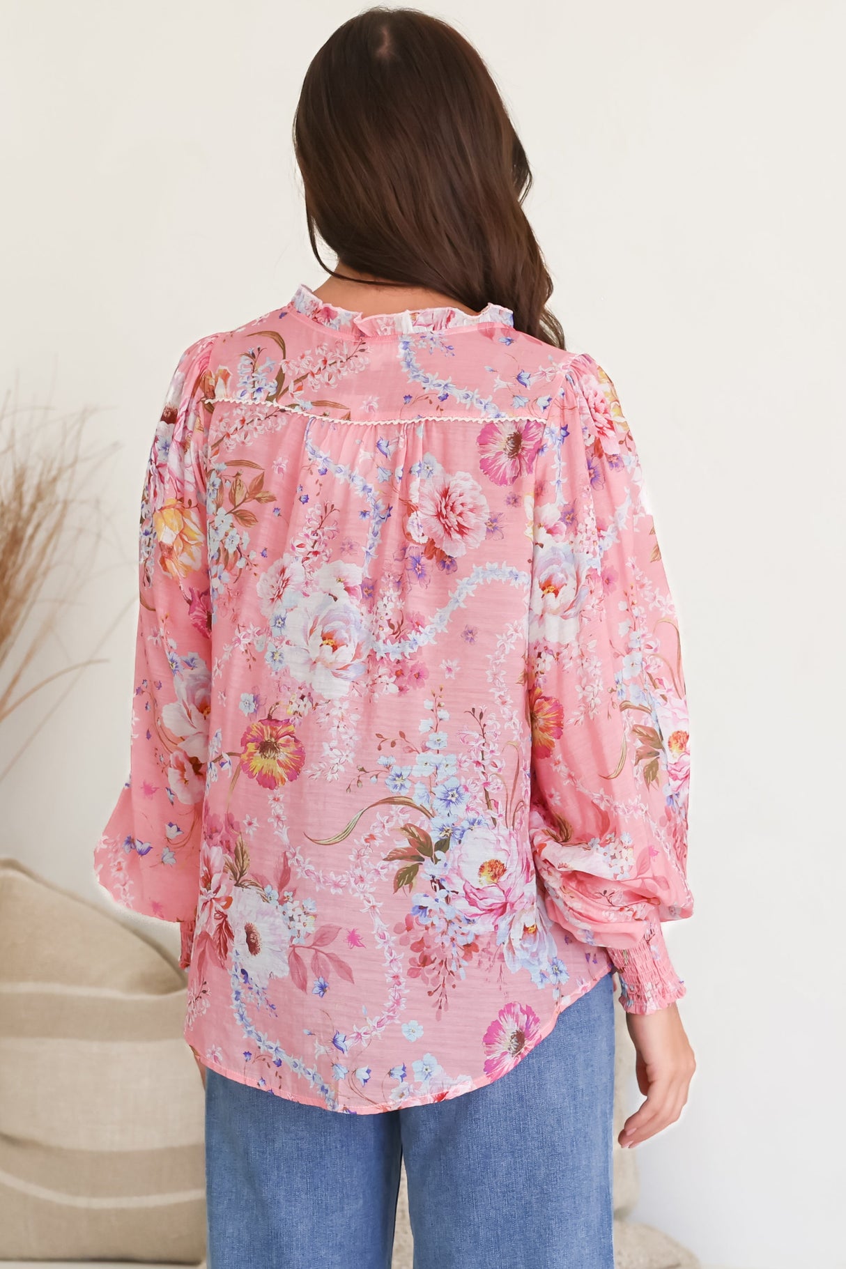 Violet Blouse - Frill Collar Button Down Balloon Sleeve Blouse In Ginnee Print