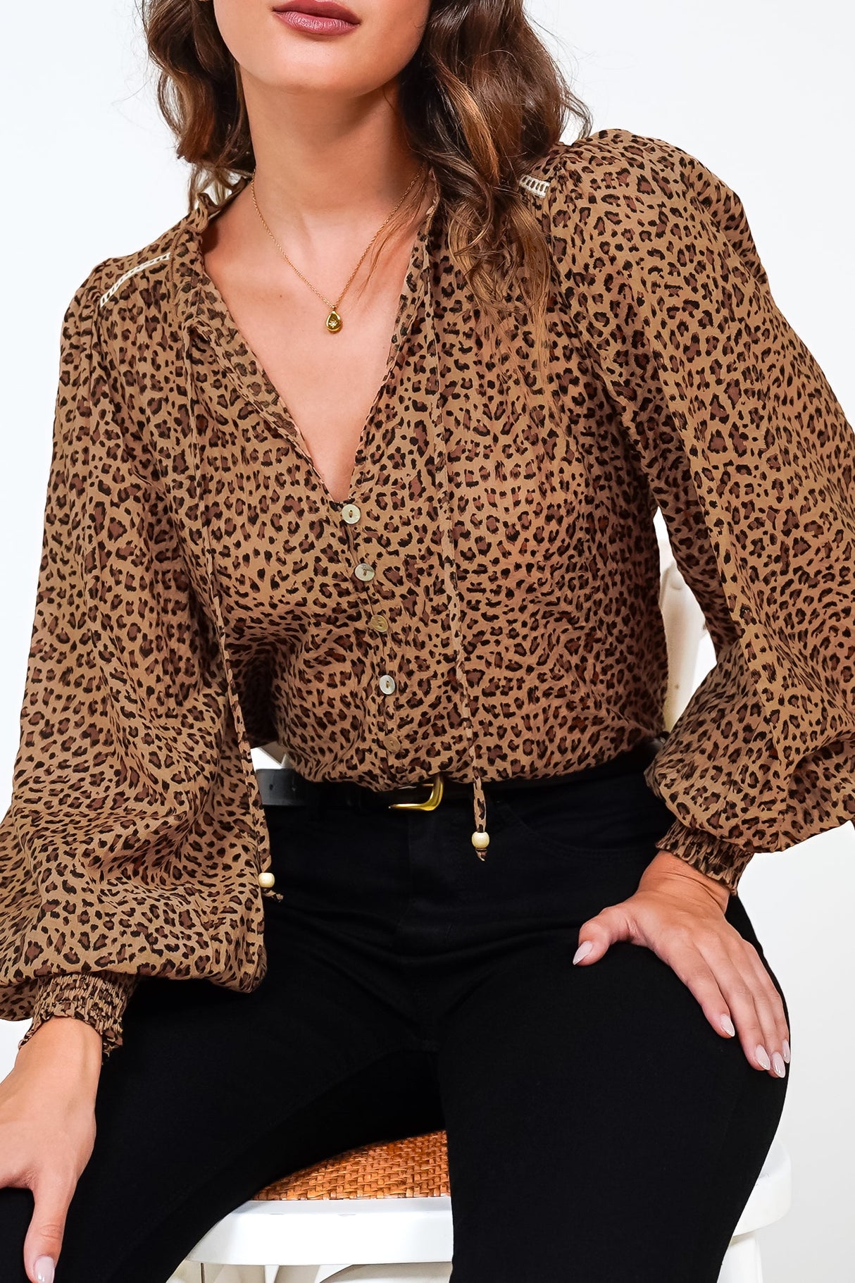 Violet Blouse - Frill Collar Button Down Balloon Sleeve Blouse In Wyatt Print