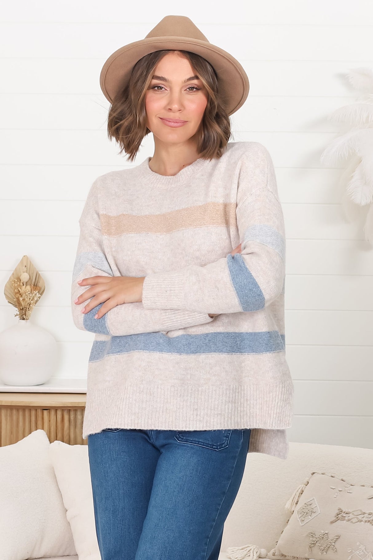 Wendi Jumper - High-Low Stripe Wool Blend Jumper in Oat