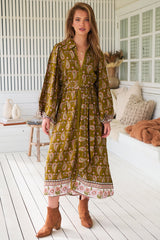 JAASE - Whitney Midi Dress: Collared Button Down Shirt Dress with Belt in Amalie Print