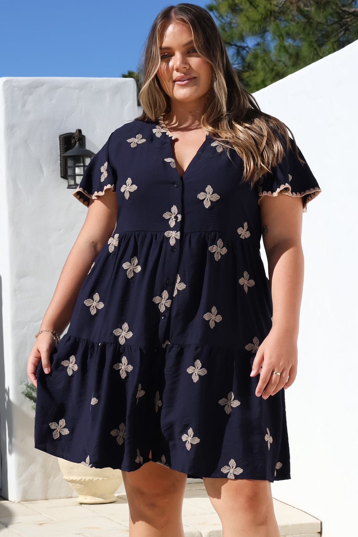 Wilma Mini Dress - Bermuda Collar Button Down Dress with Cap Sleeves in Gigi Print Navy