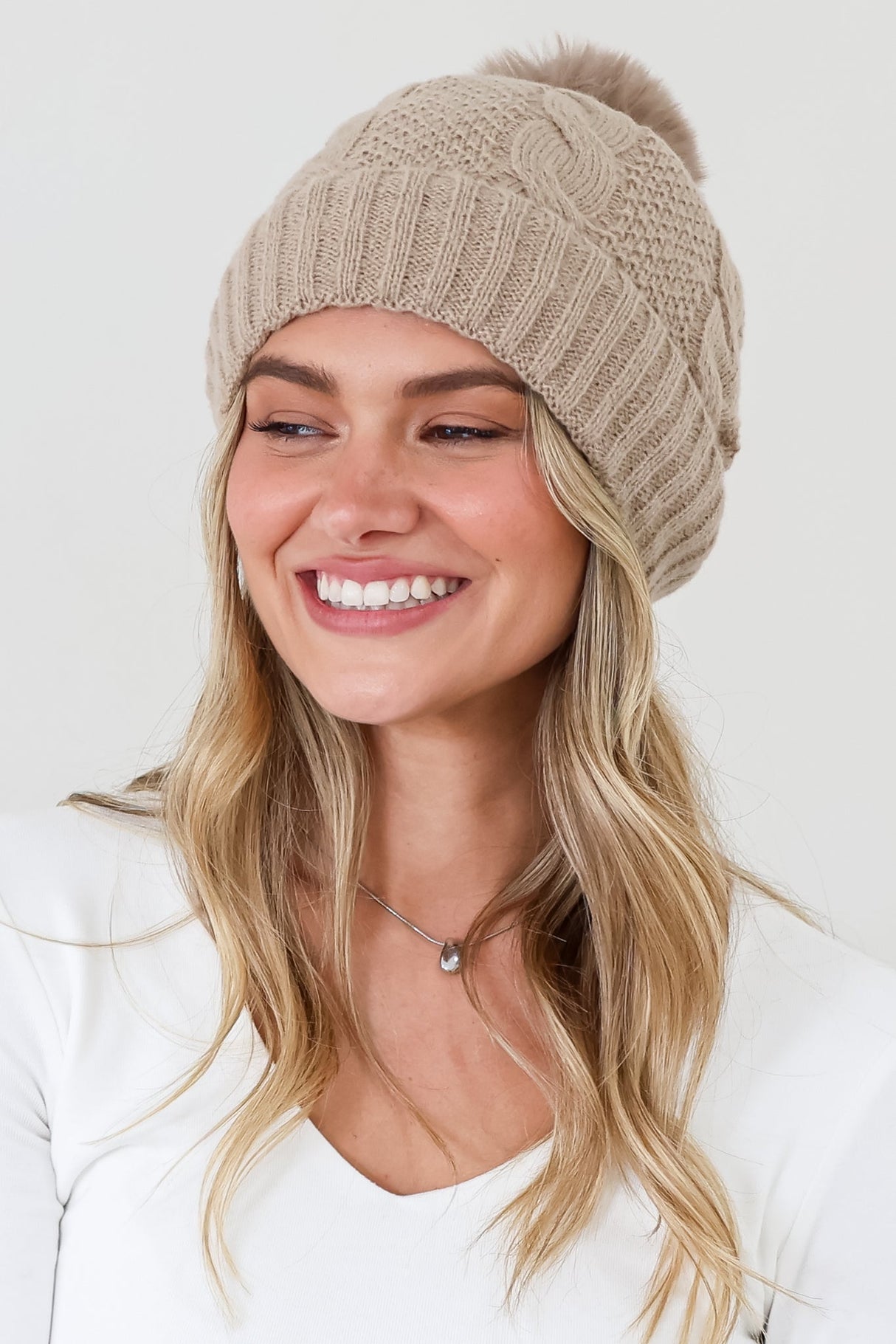 Yasmine Beanie - Tan