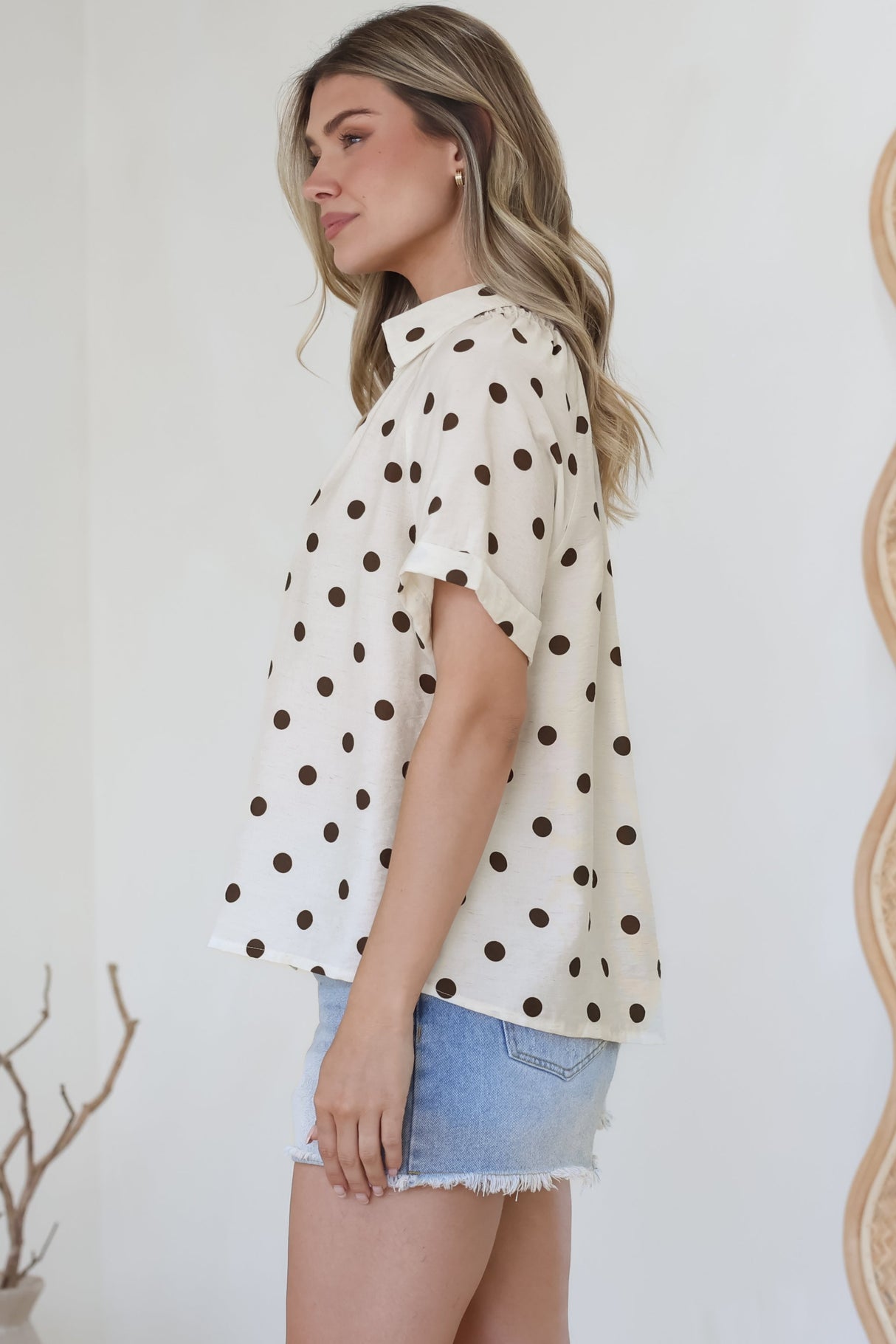 Yohanna Blouse - Collared Button Down in Pacey Spot Coffee