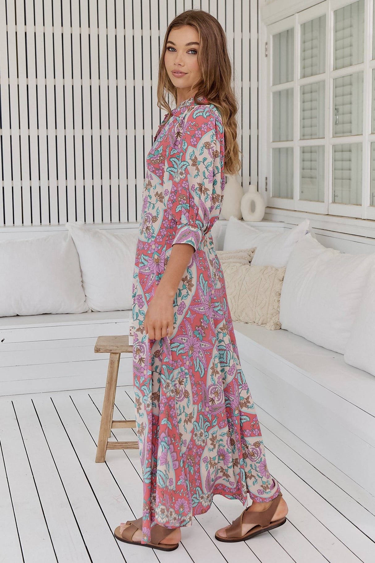 JAASE - Zoie Maxi Dress: Deep V Neck A Line Dress in Daiquiri Print