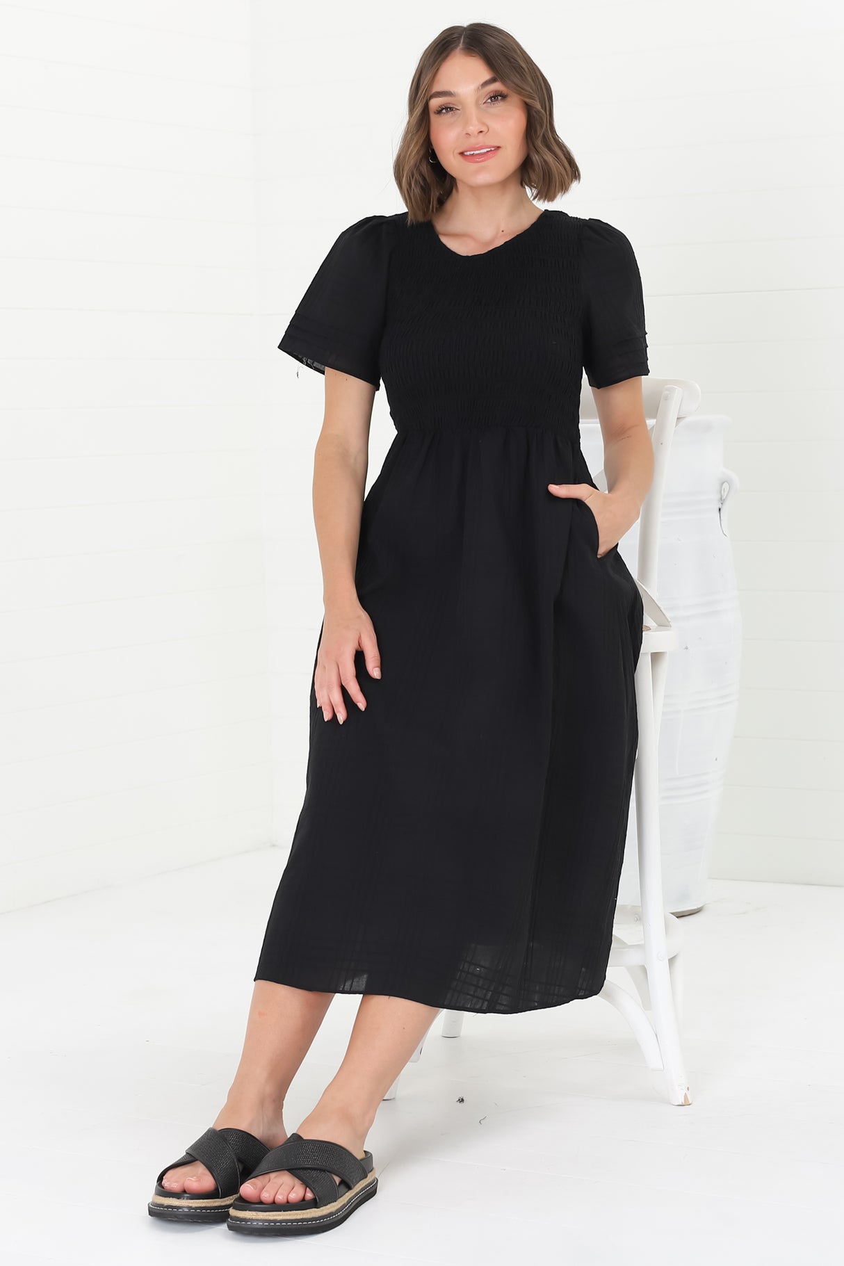 Zoya Midi Dress - Crew Neck Textured A-Line Dress with Short Sleeves in Black