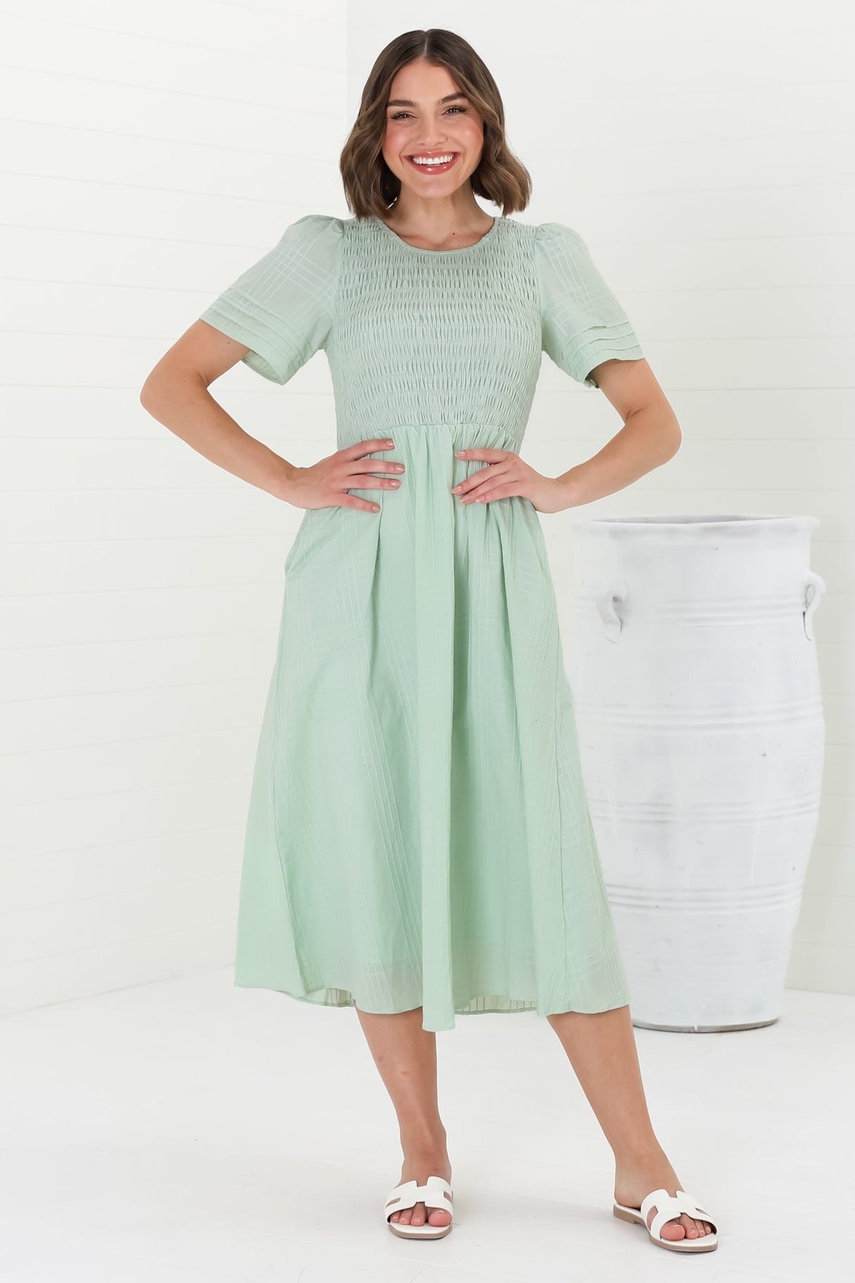 Zoya Midi Dress - Crew Neck Textured A-Line Dress with Short Sleeves in Mint