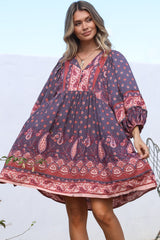 JAASE - Adela Mini Dress: Oversized Smock Dress with Batwing Sleeves in Dancing Daisy Print