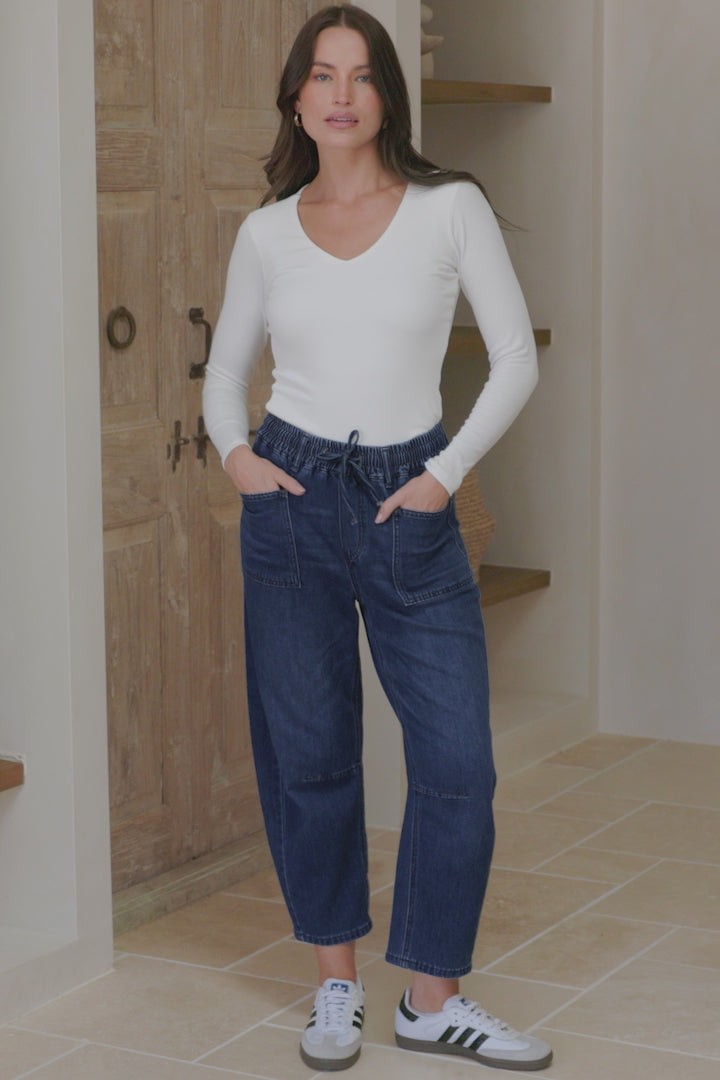 Lowen Barrel Jeans - Elasticated Waist Patch Pocket & Knee Detail Jeans in Dark Denim