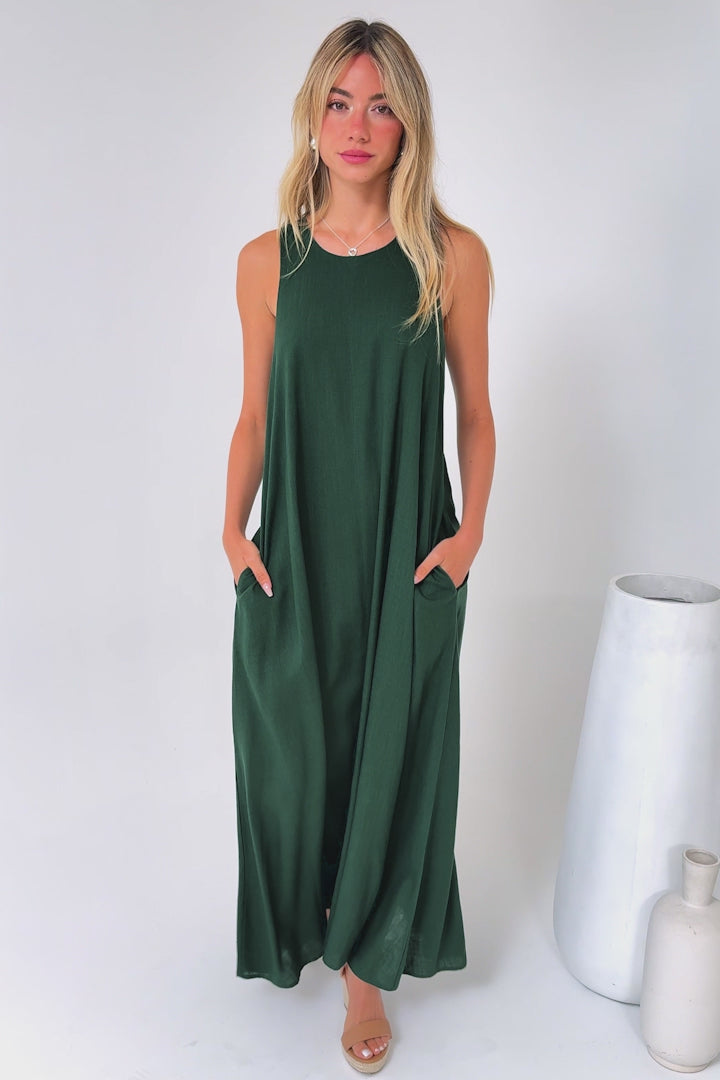 Tineshe Maxi Dress - Crew Neck Streamlined Sleeveless Dress with Pockets in Emerald