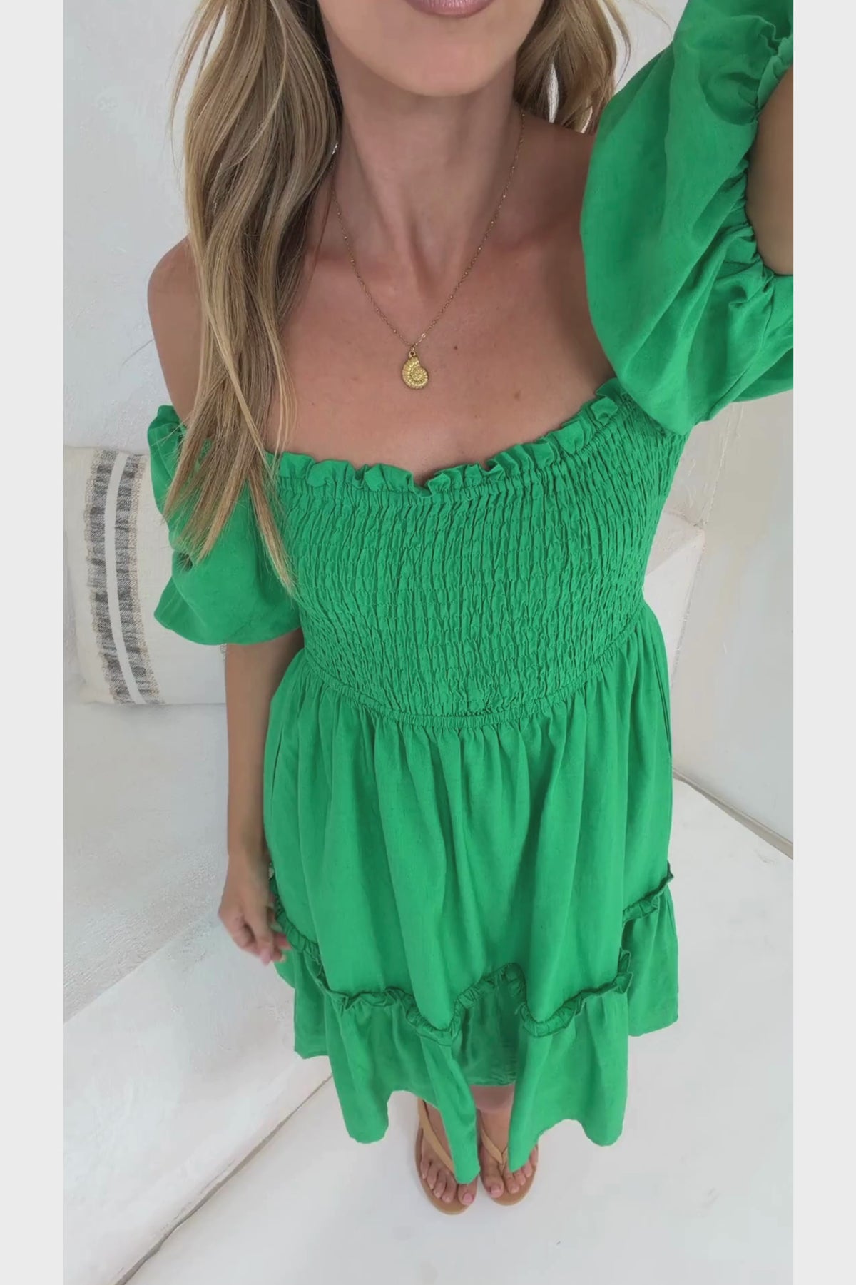 Virdia Mini Dress - On or Off Shoulder Puff Sleeve A Line Dress with Pockets in Green