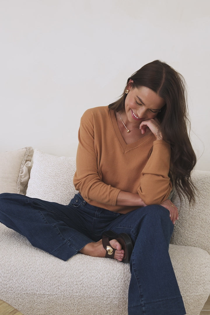 Mayanna Jumper - Light Weight V Neck Knit Jumper with Side Splits in Rust