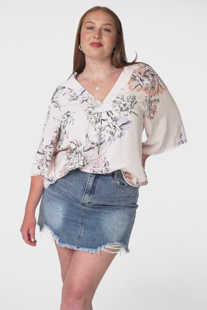 JAASE - Gabriella Top: Mandarin Collar Deep V Neck Crochet Trim Top in Blooming Bouquet Print