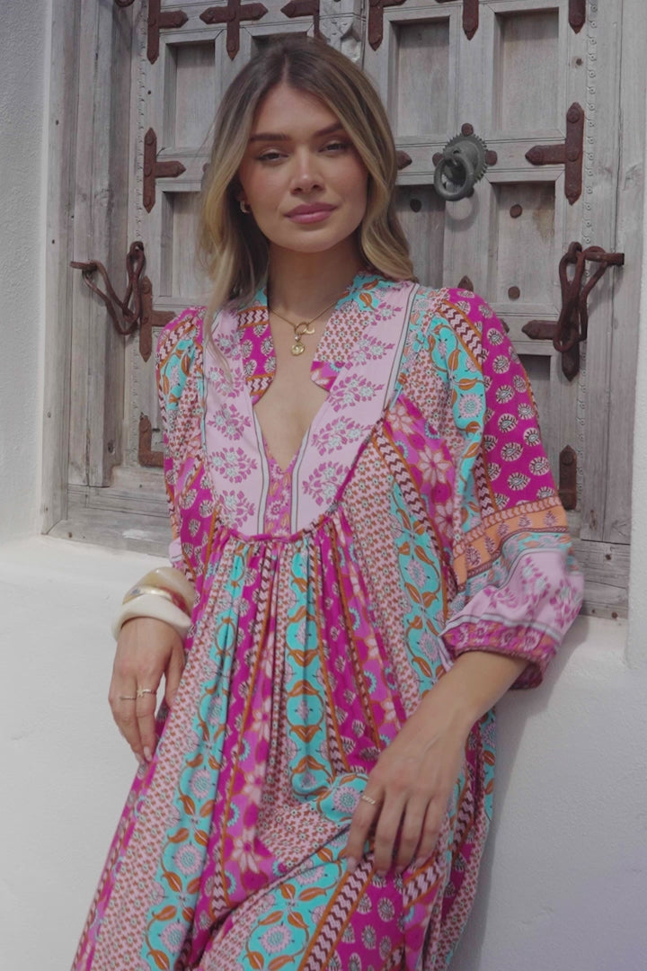 JAASE - Boheme Midi Dress: Piping Defined Bust Slimline Smock Dress in Cedella Print
