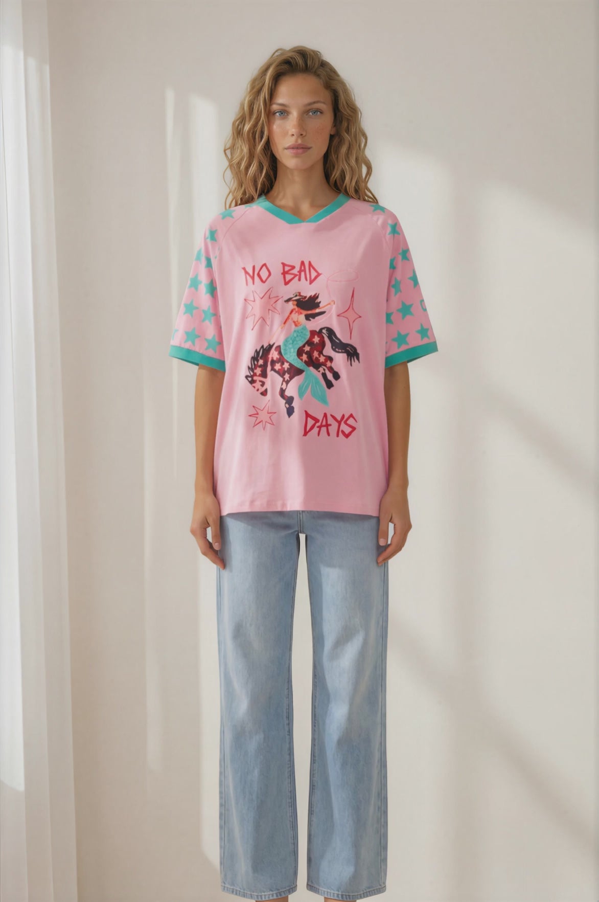 No Bad Days Tee - Graphic Print Short Sleeve T-Shirt in Pink
